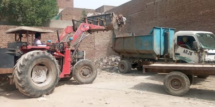 فیصل آباد سے 4 روز میں 5 ہزار ٹن سے زائد کوڑا کرکٹ اٹھایا گیا۔ بلال فیروز