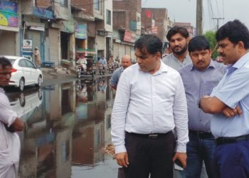 فیصل آباد میں بارش کے بعد تمام شاہراوں سے پانی نکال دیا گیا۔ ابوبکر عمران