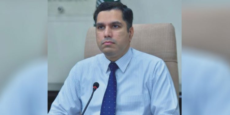 فیصل آباد کے نئے ڈپٹی کمشنر عمران حامد شیخ نے اپنے عہدے کا چارج سنبھال لیا