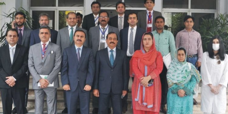 34 ویں مڈ کئیریئر مینجمنٹ کورس کے افسران کا دورہ فیصل آباد