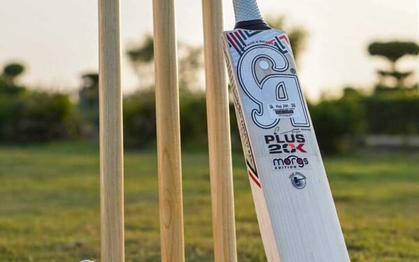 انڈر 16 سینٹرل پنجاب سکول کرکٹ چیمپیئن شپ فاتح ٹیم میں انعامات کی تقسیم