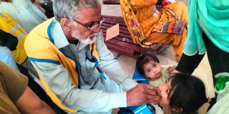 فیصل آباد میں 13 فروری سے شروع ہونے والی انسداد پولیو مہم کا افتتاح کردیا گیا