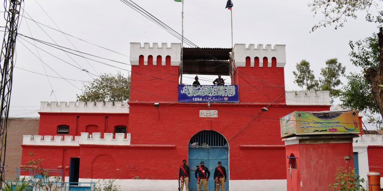 ڈسٹرکٹ جیل میں زرعی یونیورسٹی نے اسیران کیلئے خوراک کی اہمیت وافادیت کیلئے کیمپ کا انعقاد