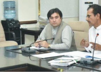 کمشنر فیصل آبادکی زیر صدارت ڈویژنل انوائرمنٹل اپروول کمیٹی کا اہم اجلاس