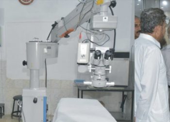 کمشنرسلوت سعیدنے انٹیپنڈنٹ میڈکل کالج کا دورہ