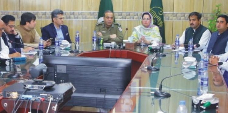 اسلام امن وآشتی کا درس دیتاہے جو کہ اقلیتوں کے حقوق کے تحفظ کا بھی ضامن ہے۔ کمشنر سلوت سعید