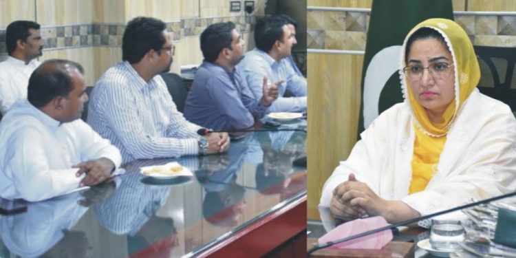 سانحہ جڑانوالہ کے متاثرین کی بحالی اولین ترجیح ہے تمام تر وسائل بروئے کار لائے جارہے ہیں۔ کمشنر