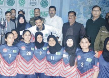 ساتویں گرلز چک بال چیمپیئن شپ پنجاب پولیس کی ٹیم نے سنسنی خیز اور کانٹے دار مقابلے کے بعد جیت لی۔