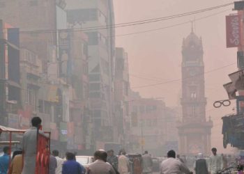 فیصل آباد میں 3 ماہ میں سموگ مہم کے دوران 123 مقدمات درج اور 1 کروڑ جرمانے